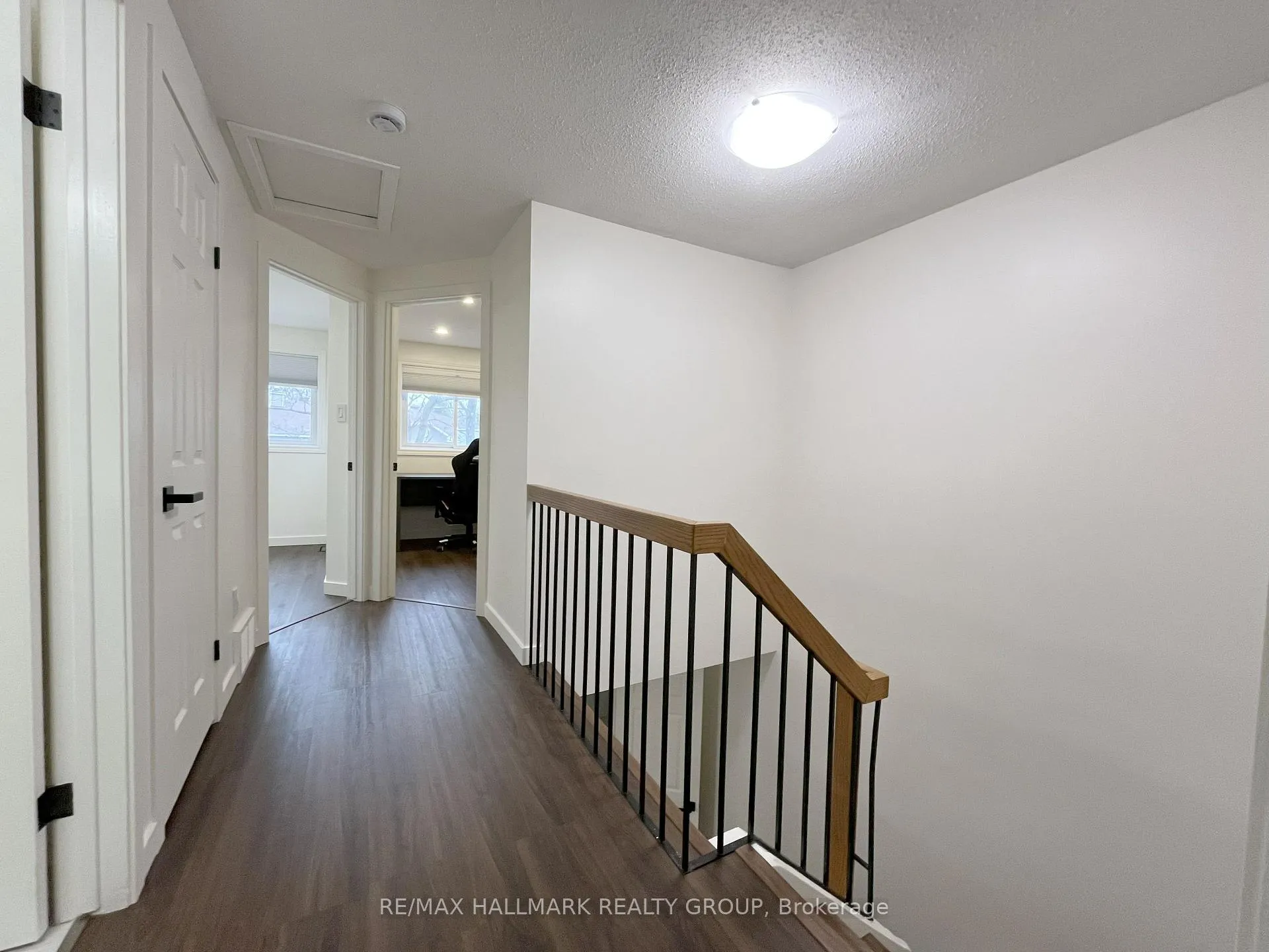 Photo 26 of Unit 11, 94 Esterlawn Private, Ottawa, McKellar Heights/Glabar Park — HOMEH