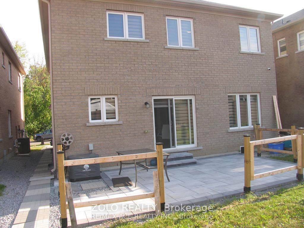 Photo 10 of 267 Lyle Drive, Clarington, Bowmanville — HOMEH