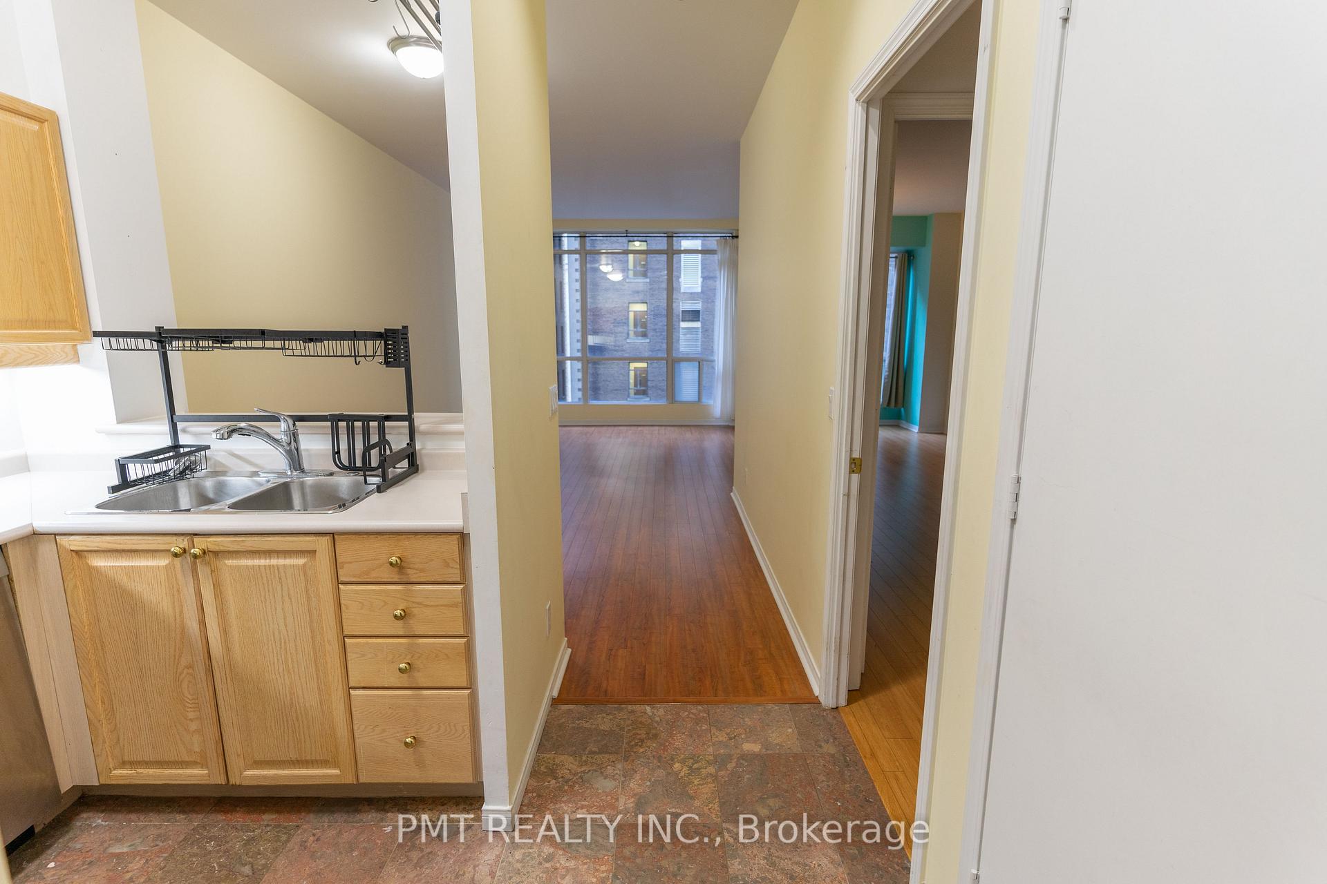Photo 12 of Unit 1107, 7 King Street E, Toronto, Church-Yonge Corridor — HOMEH
