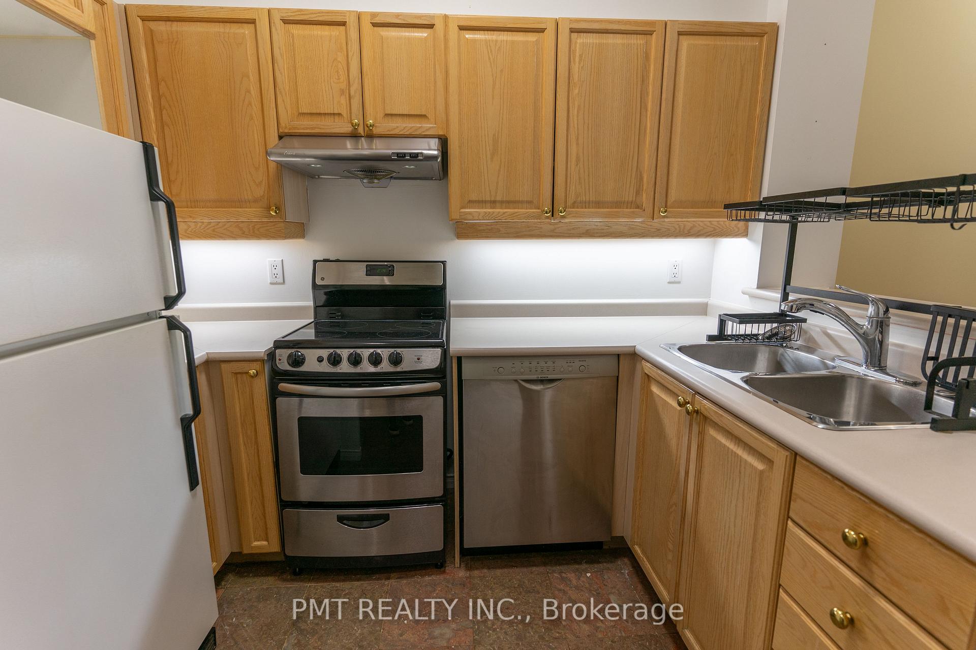 Photo 2 of Unit 1107, 7 King Street E, Toronto, Church-Yonge Corridor — HOMEH