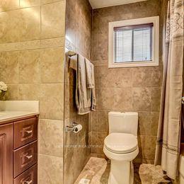 Photo 8 of 14 Barrett Crescent, Ajax, Central West — HOMEH