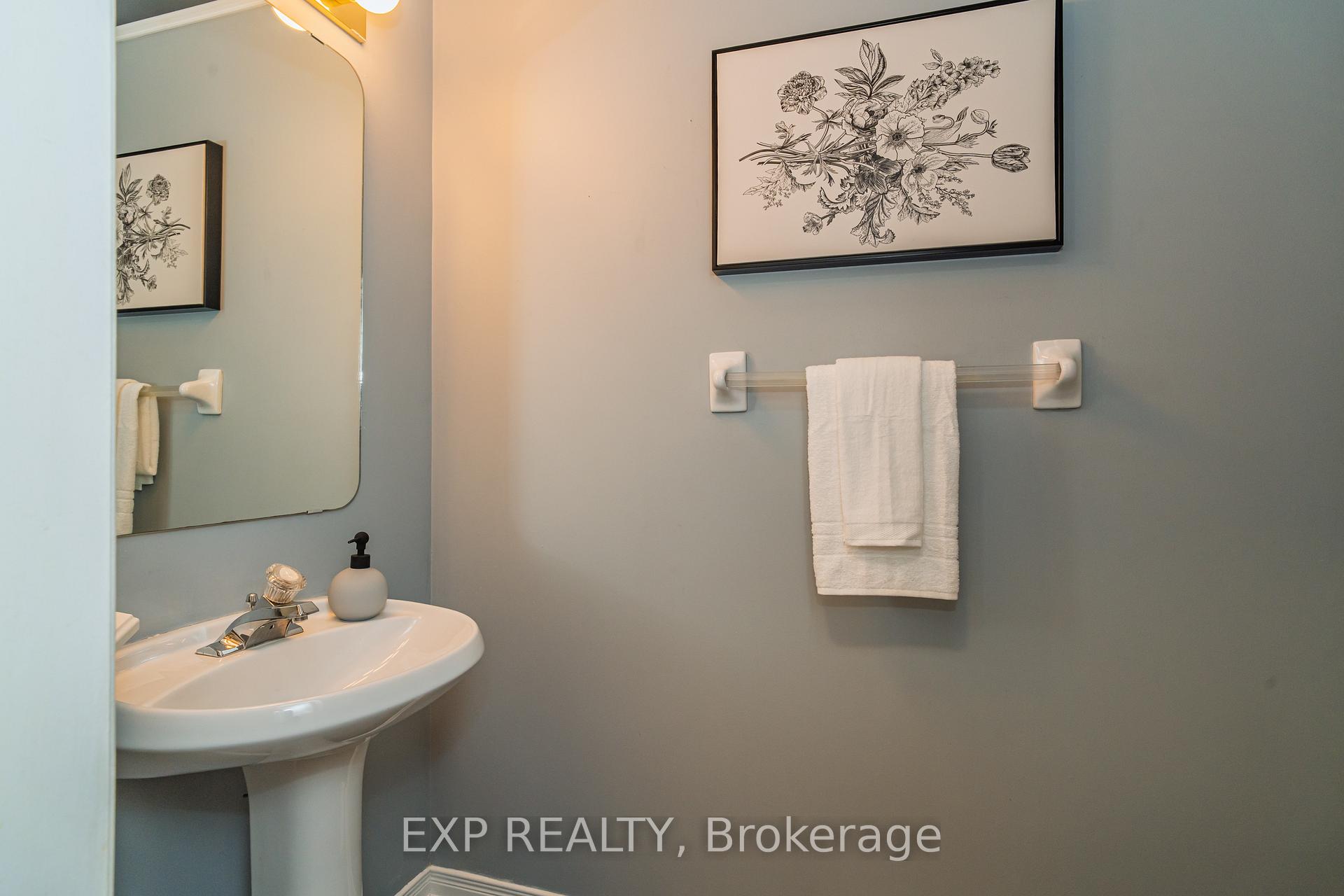 Photo 6 of 1091 Rocky Harbour Crescent, Ottawa, Riverside South/Gloucester Glen — HOMEH