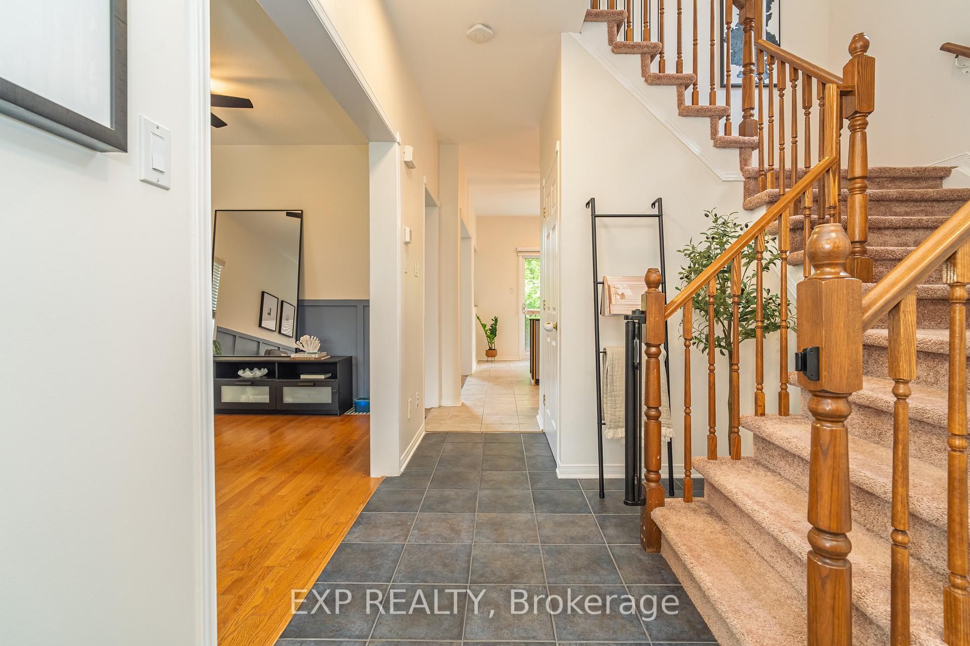 Photo 7 of 1091 Rocky Harbour Crescent, Ottawa, Riverside South/Gloucester Glen — HOMEH
