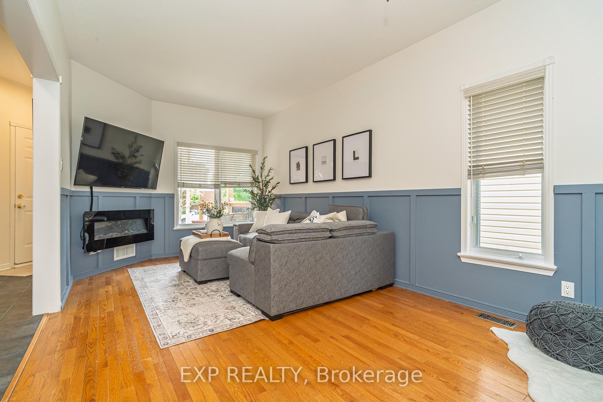 Photo 9 of 1091 Rocky Harbour Crescent, Ottawa, Riverside South/Gloucester Glen — HOMEH