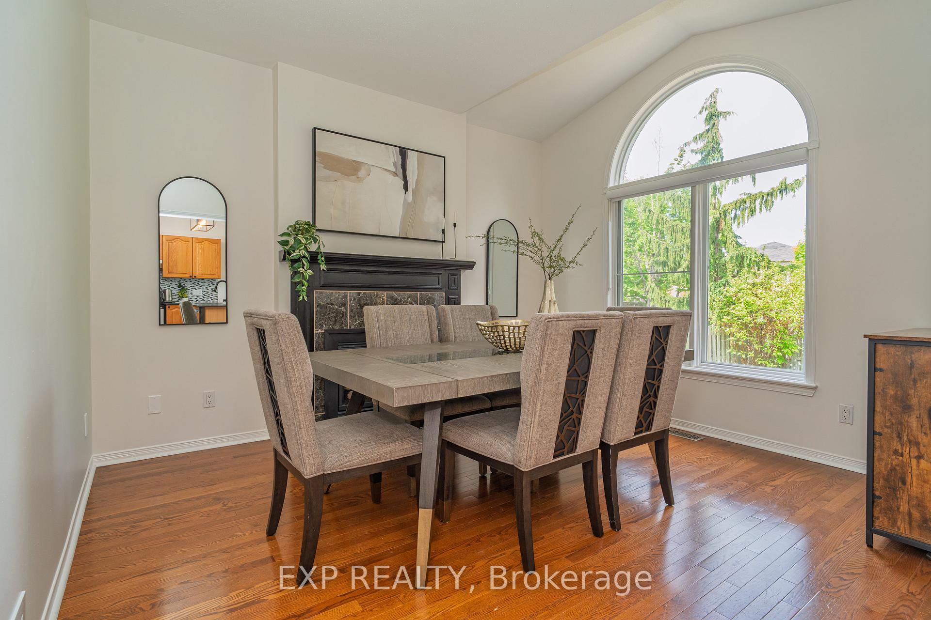 Photo 16 of 1091 Rocky Harbour Crescent, Ottawa, Riverside South/Gloucester Glen — HOMEH