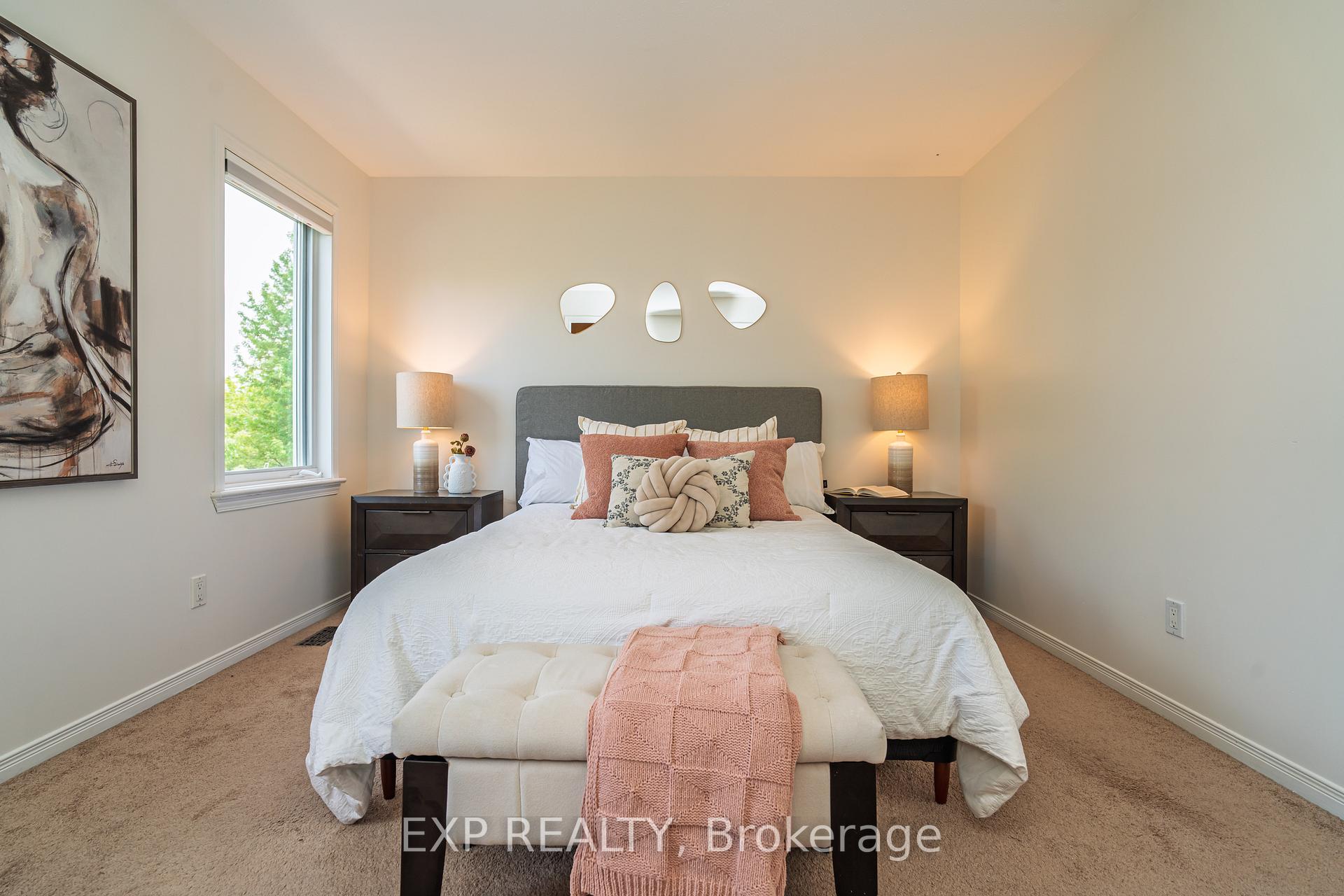 Photo 23 of 1091 Rocky Harbour Crescent, Ottawa, Riverside South/Gloucester Glen — HOMEH