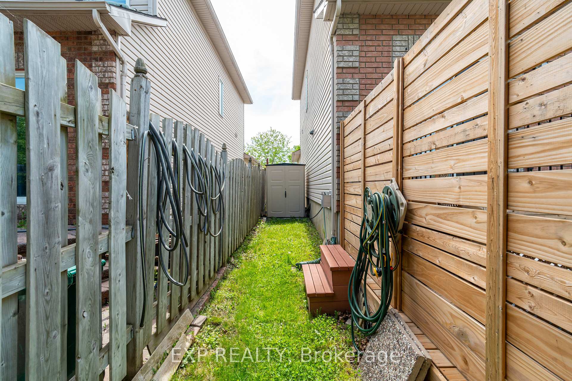 Photo 38 of 1091 Rocky Harbour Crescent, Ottawa, Riverside South/Gloucester Glen — HOMEH