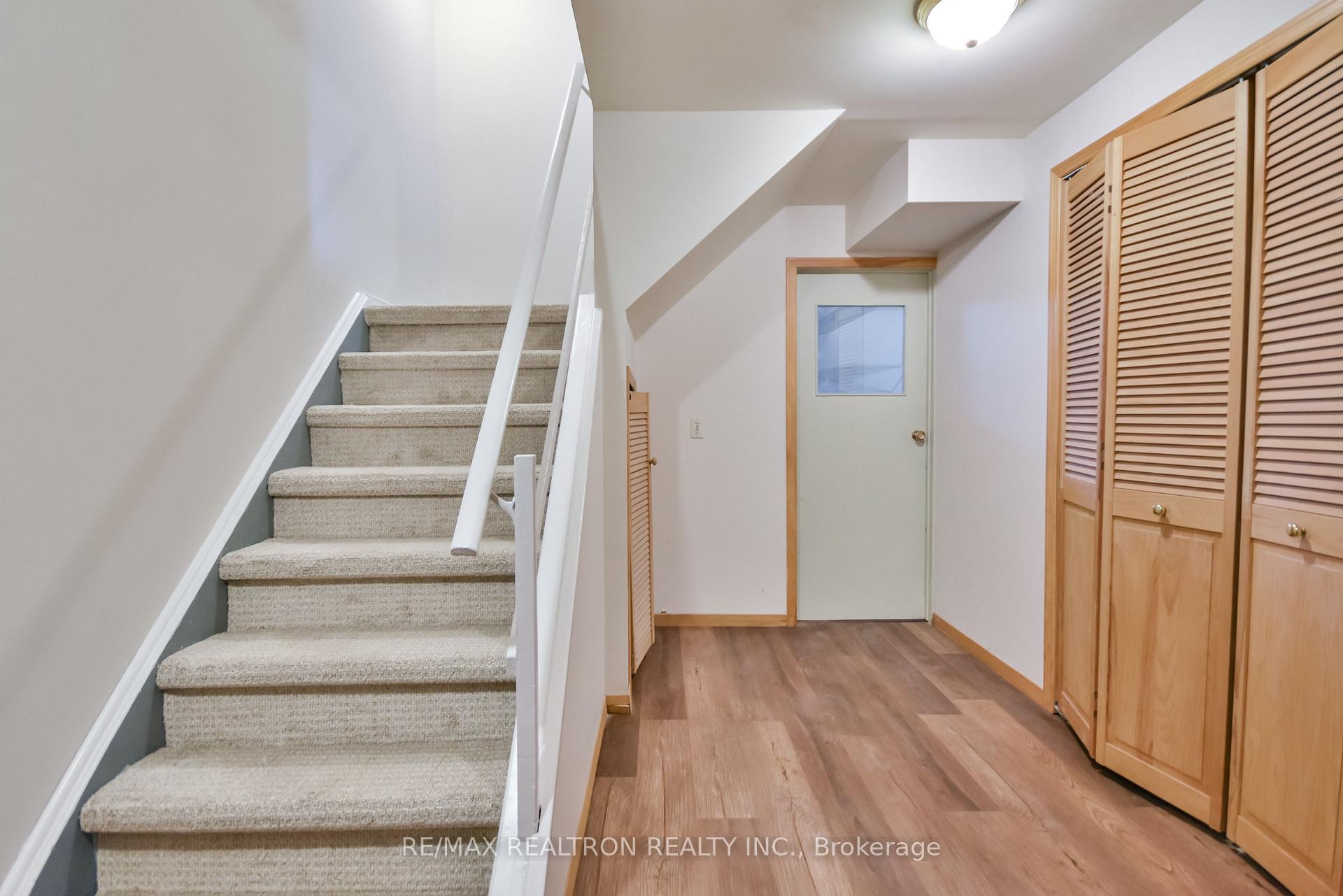Photo 29 of 54 Carruthers Crescent, Barrie, Grove East — HOMEH