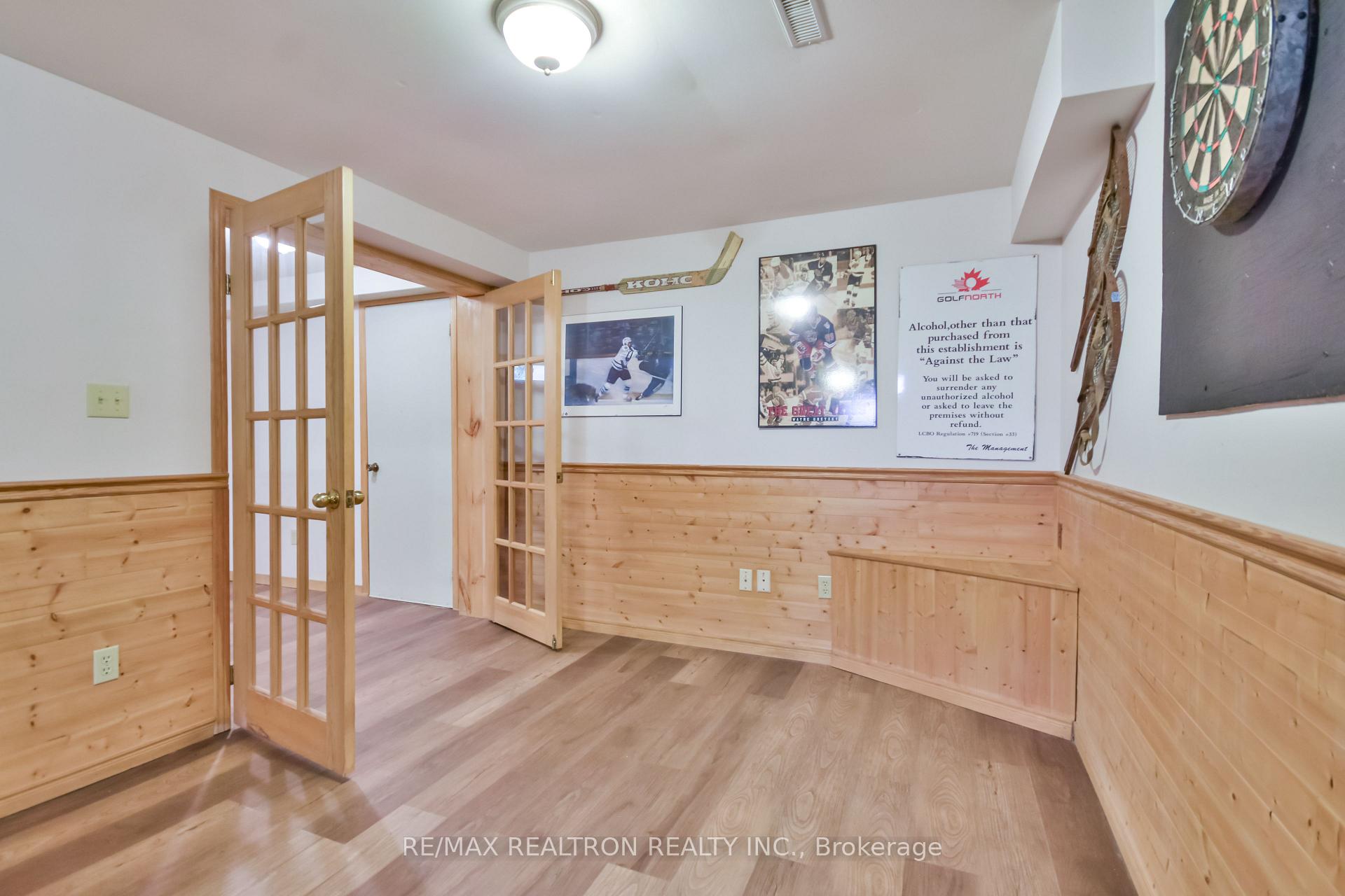 Photo 32 of 54 Carruthers Crescent, Barrie, Grove East — HOMEH