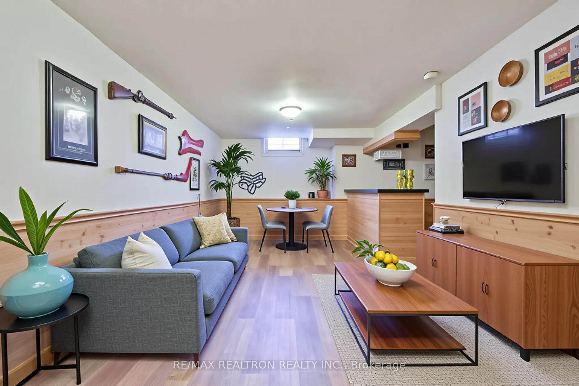 Photo 33 of 54 Carruthers Crescent, Barrie, Grove East — HOMEH