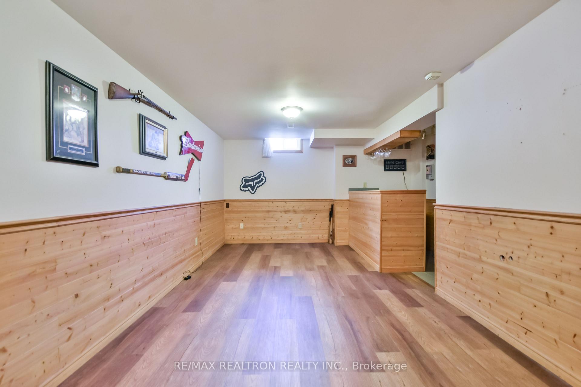 Photo 34 of 54 Carruthers Crescent, Barrie, Grove East — HOMEH