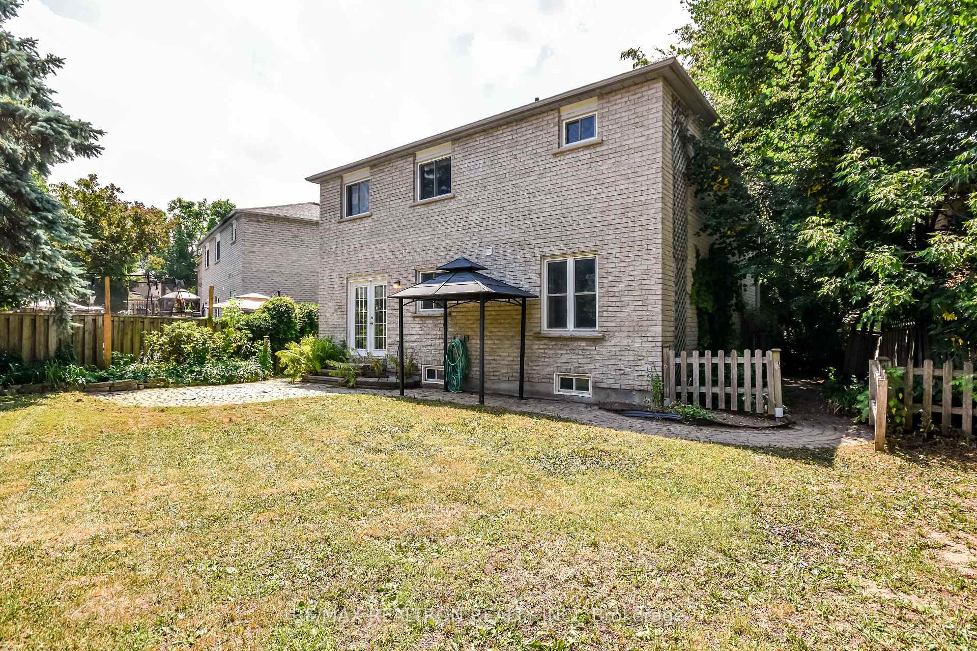Photo 38 of 54 Carruthers Crescent, Barrie, Grove East — HOMEH