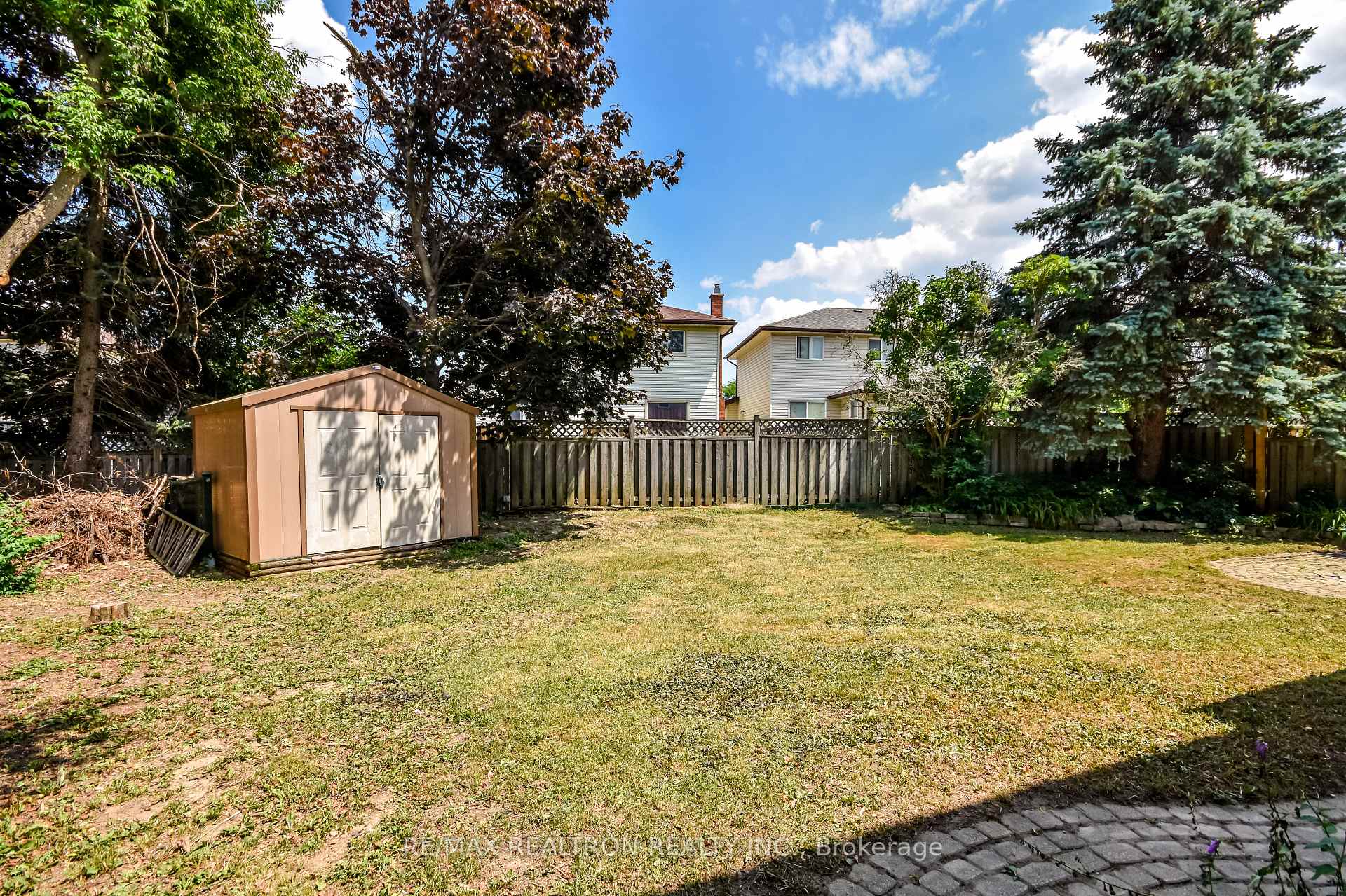 Photo 40 of 54 Carruthers Crescent, Barrie, Grove East — HOMEH