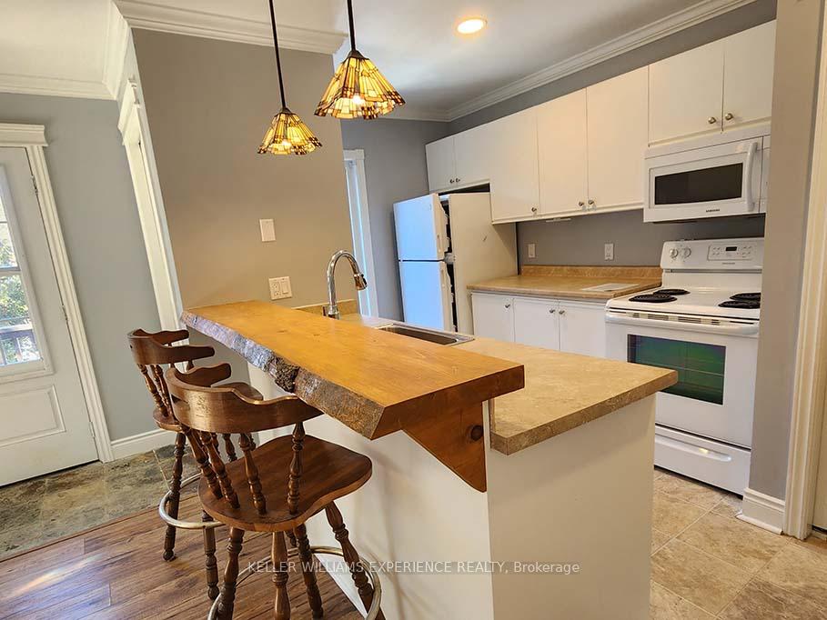 Photo 5 of Unit 131, 27 Dawson Drive, Collingwood — HOMEH
