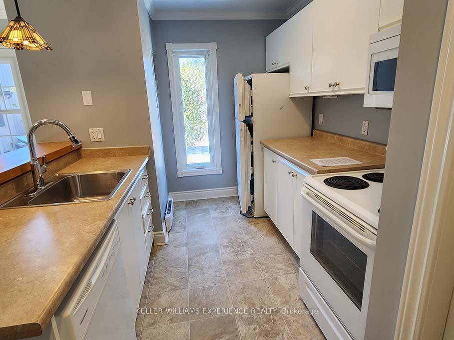 Photo 6 of Unit 131, 27 Dawson Drive, Collingwood — HOMEH