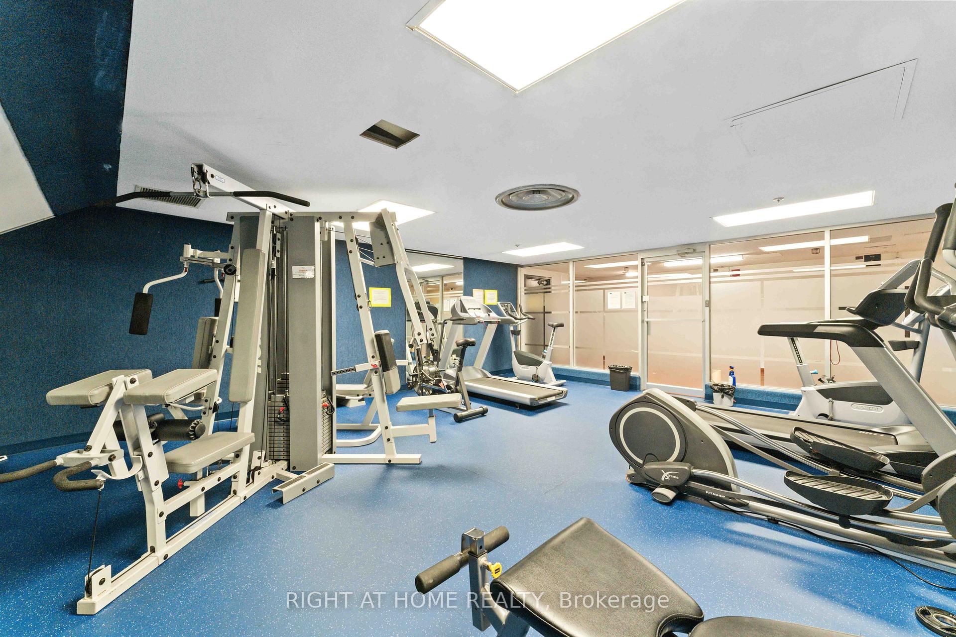 Photo 28 of Unit 903, 555 Brittany Drive, Ottawa, Viscount Alexander Park — HOMEH