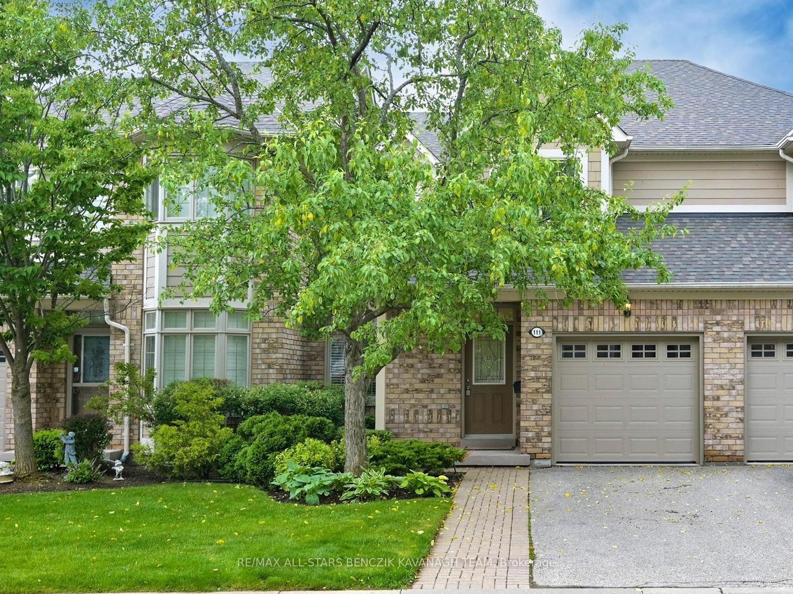 Front of 111 Louisbourg Way