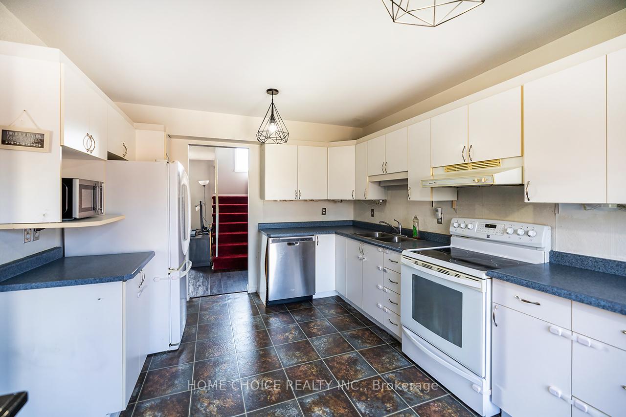 Photo 4 of Unit D, 14 Gross Street, Brighton — HOMEH