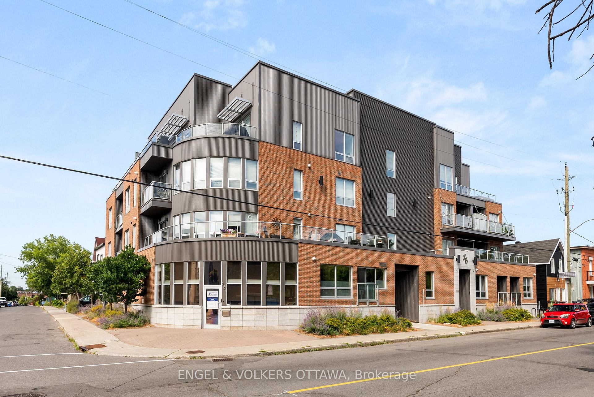 Front of Unit 106, 390 Booth Street
