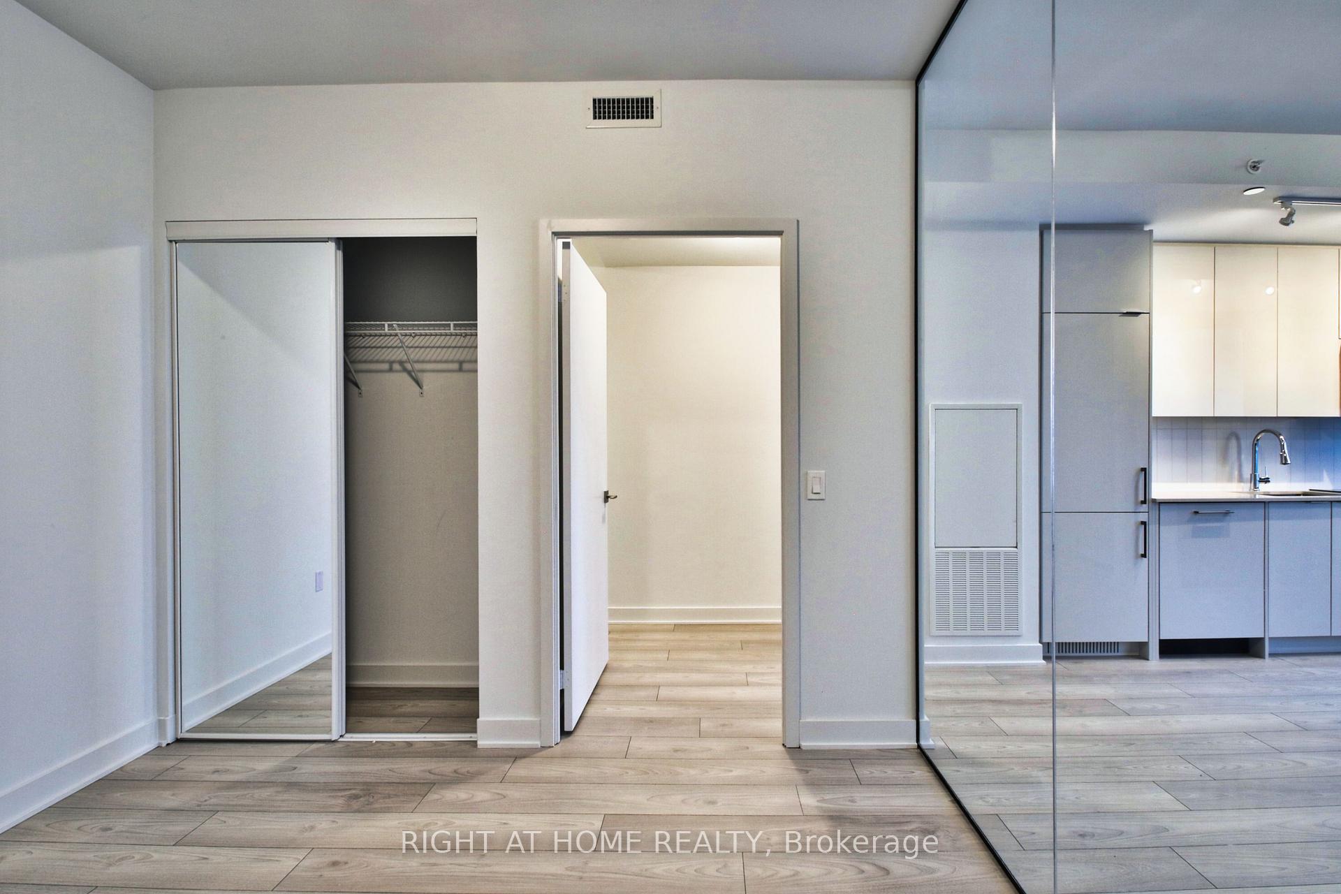 Photo 11 of Unit 1510, 2920 Highway 7 W, Vaughan, Concord — HOMEH