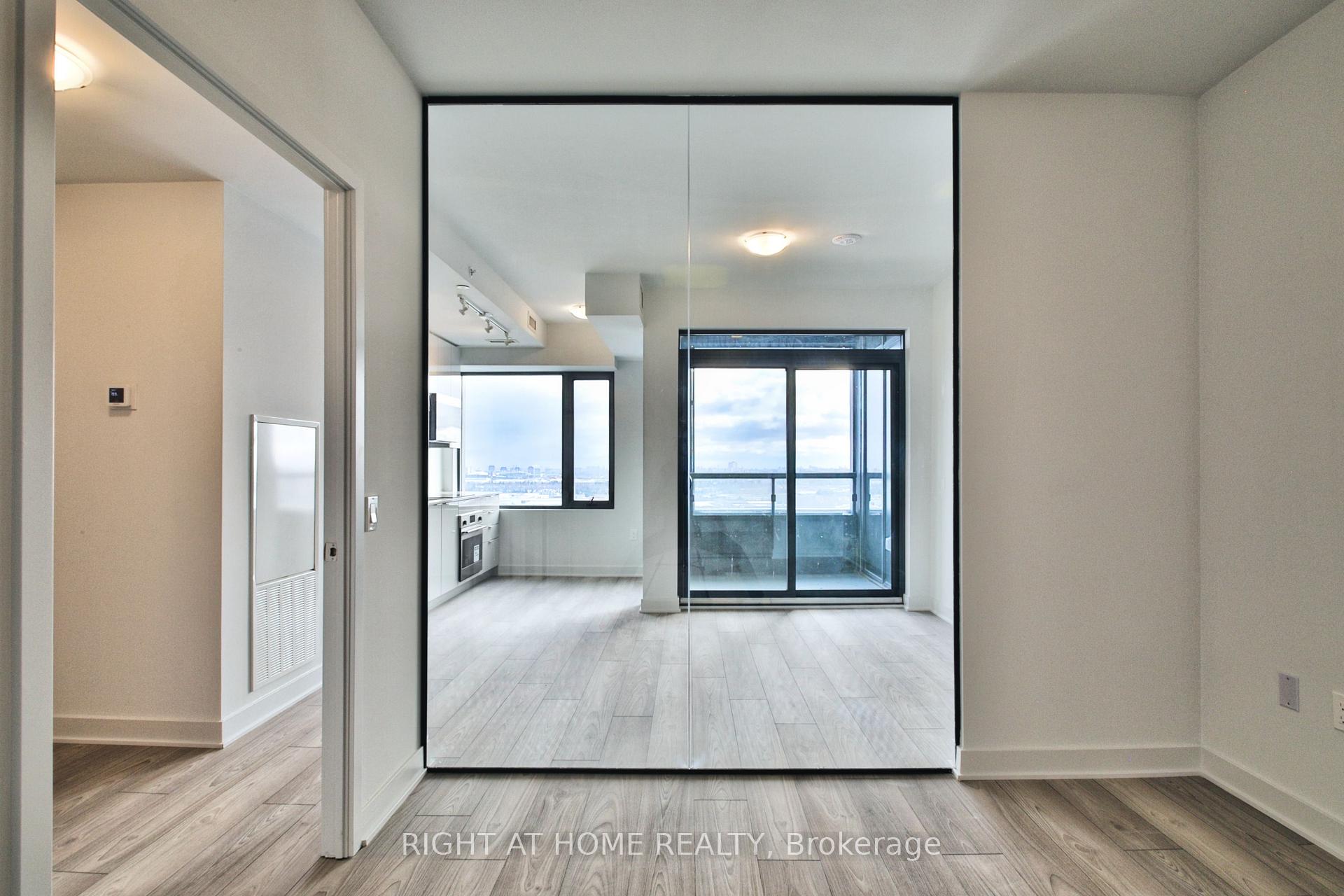 Photo 14 of Unit 1510, 2920 Highway 7 W, Vaughan, Concord — HOMEH
