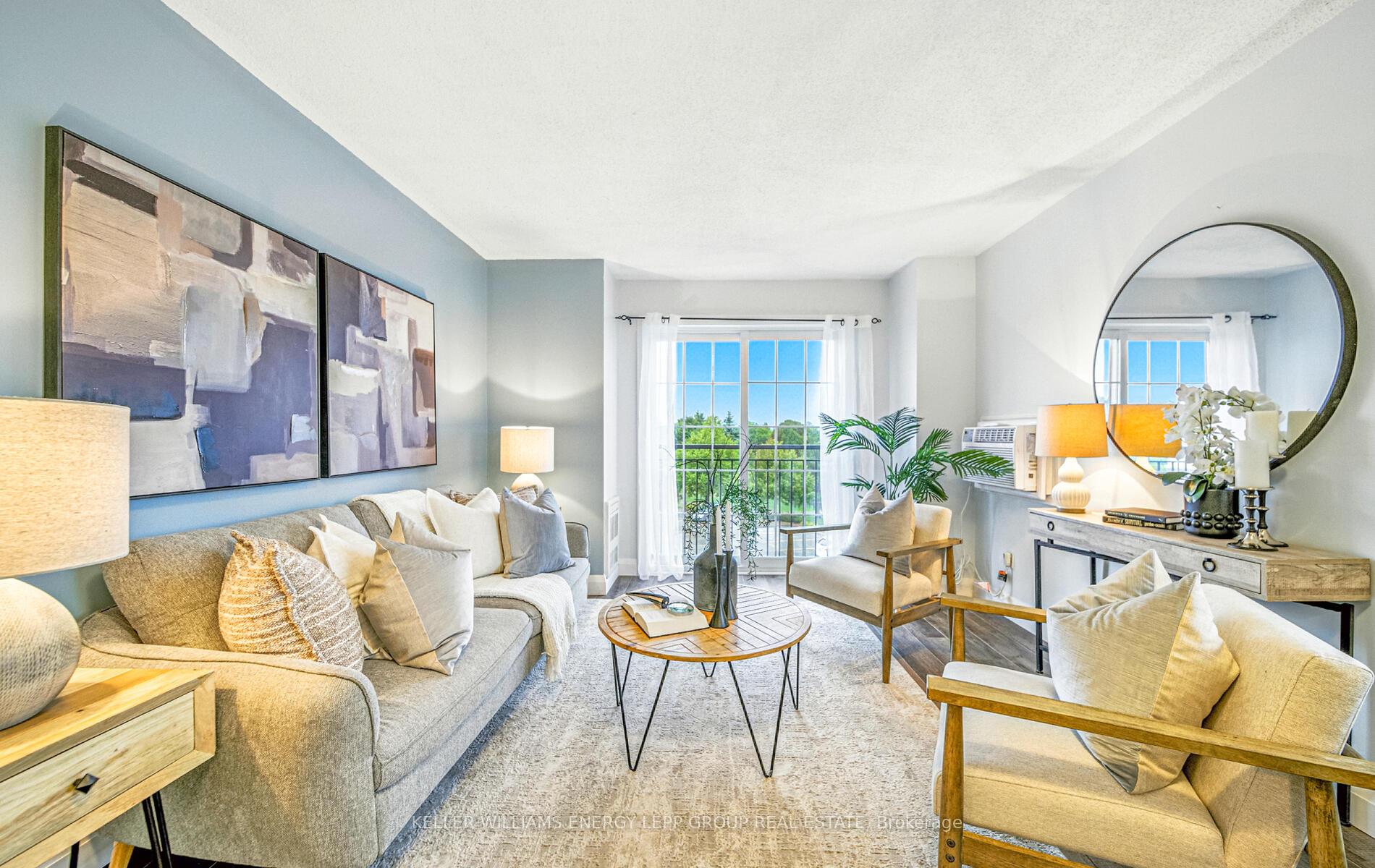 Photo 4 of Unit 301, 91 Aspen Springs Drive, Clarington, Bowmanville — HOMEH