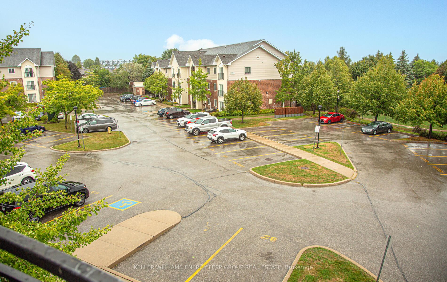 Photo 18 of Unit 301, 91 Aspen Springs Drive, Clarington, Bowmanville — HOMEH