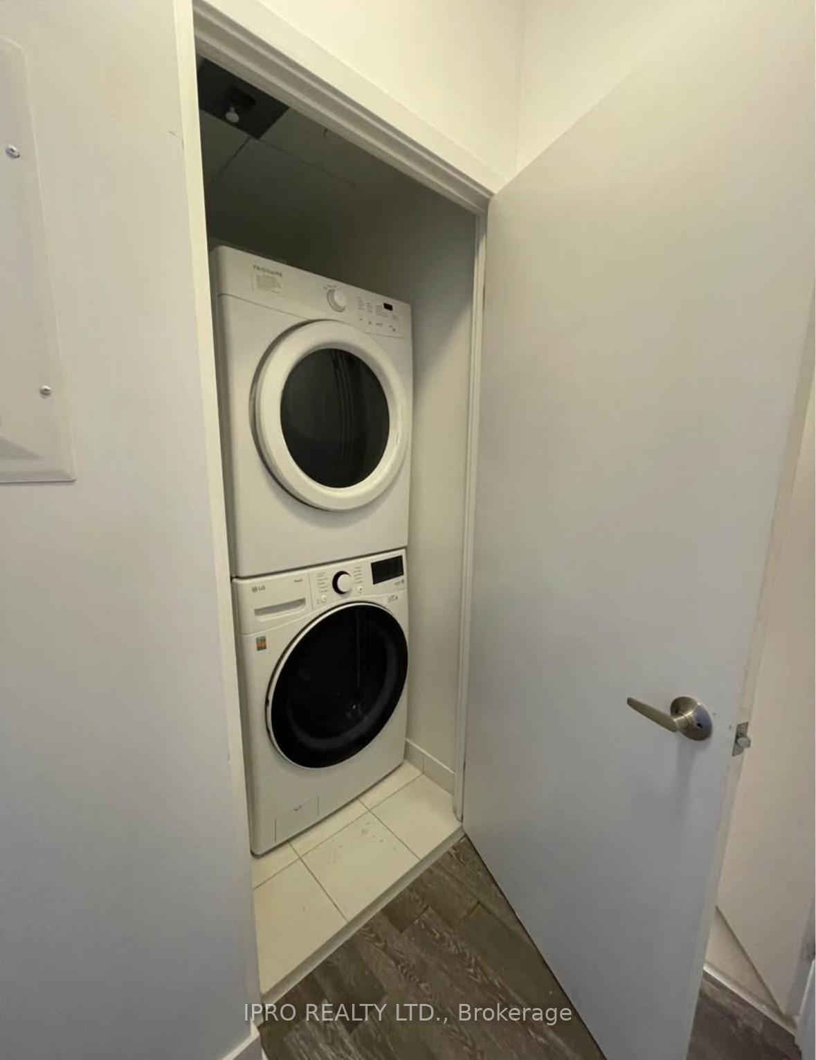 Photo 6 of Unit 924, 1190 Dundas Street E, Toronto, South Riverdale — HOMEH