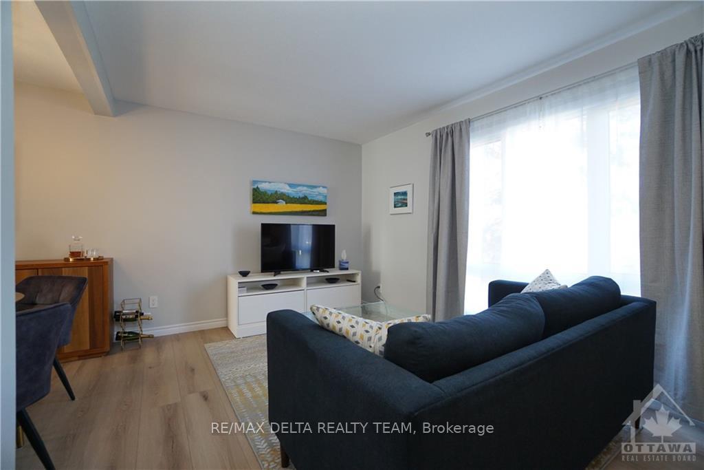 Photo 6 of 1752 Trappist Lane, Ottawa, Convent Glen South — HOMEH