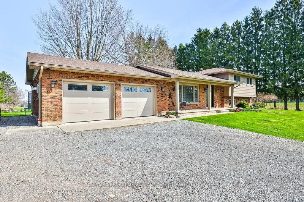 Photo 2 of 71 Mclean School Road, Brant, South Dumfries — HOMEH