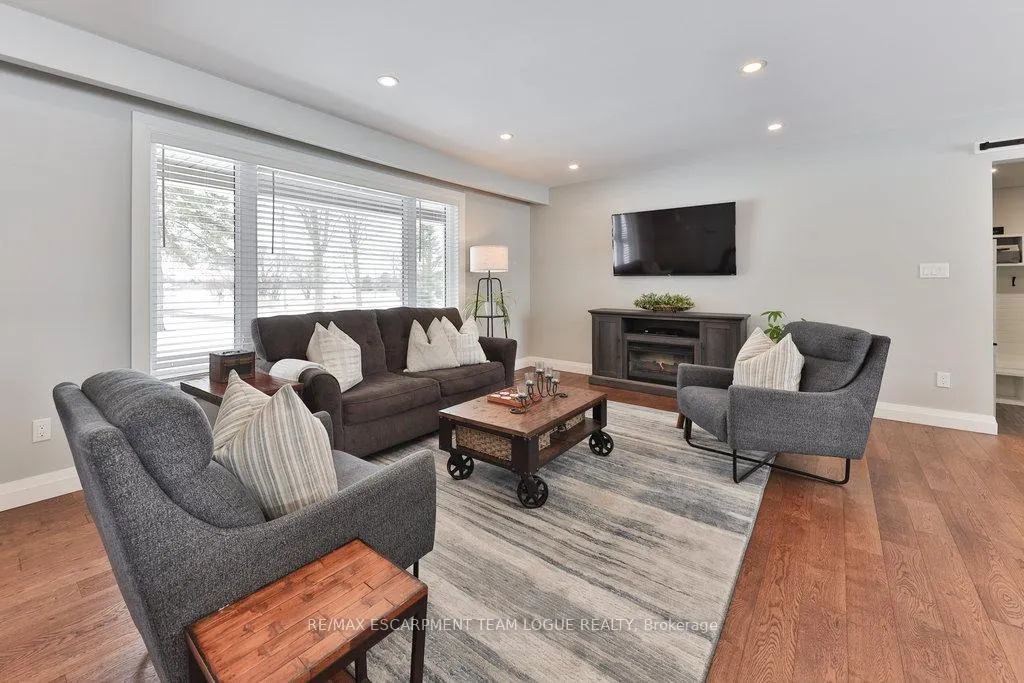 Photo 7 of 71 Mclean School Road, Brant, South Dumfries — HOMEH