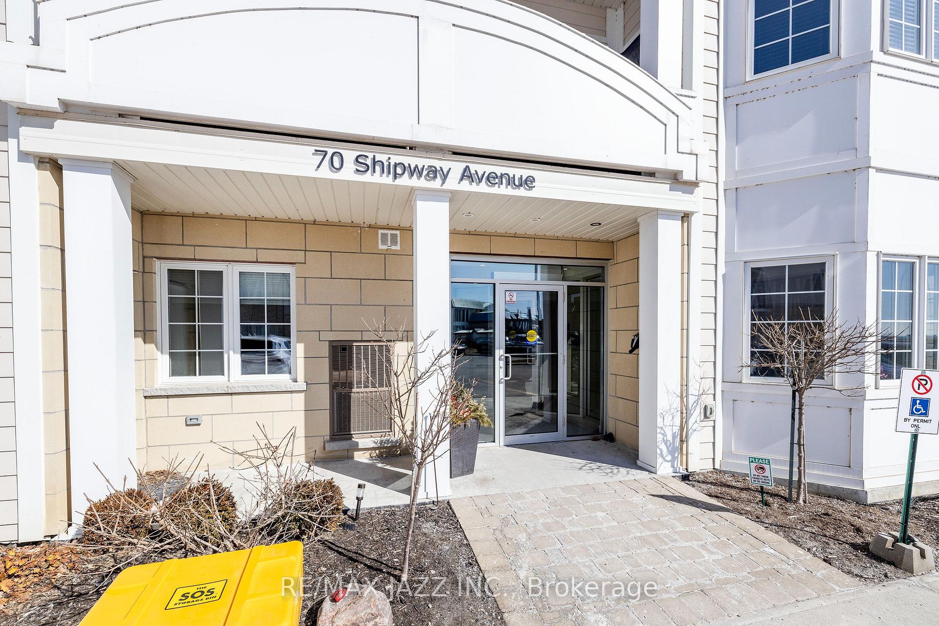 Front of Unit 412, 70 Shipway Avenue