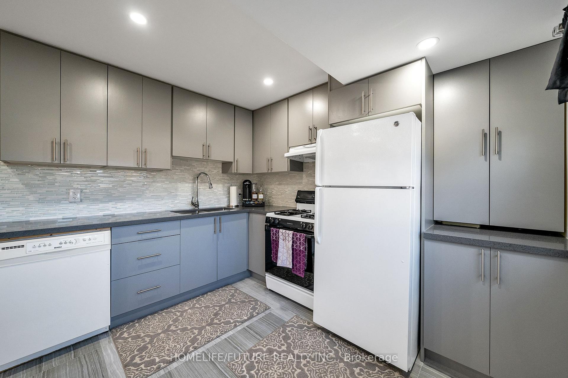 Photo 15 of 4 Birch Crescent, Ajax, Central — HOMEH