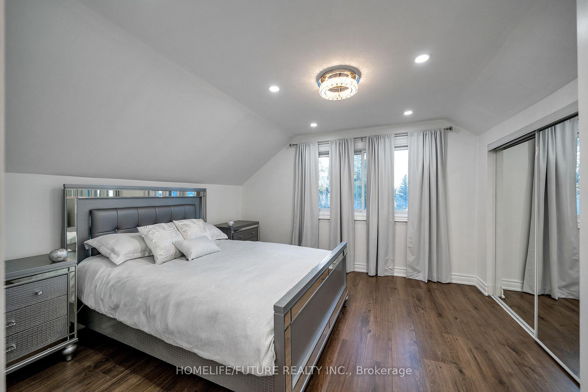 Photo 18 of 4 Birch Crescent, Ajax, Central — HOMEH