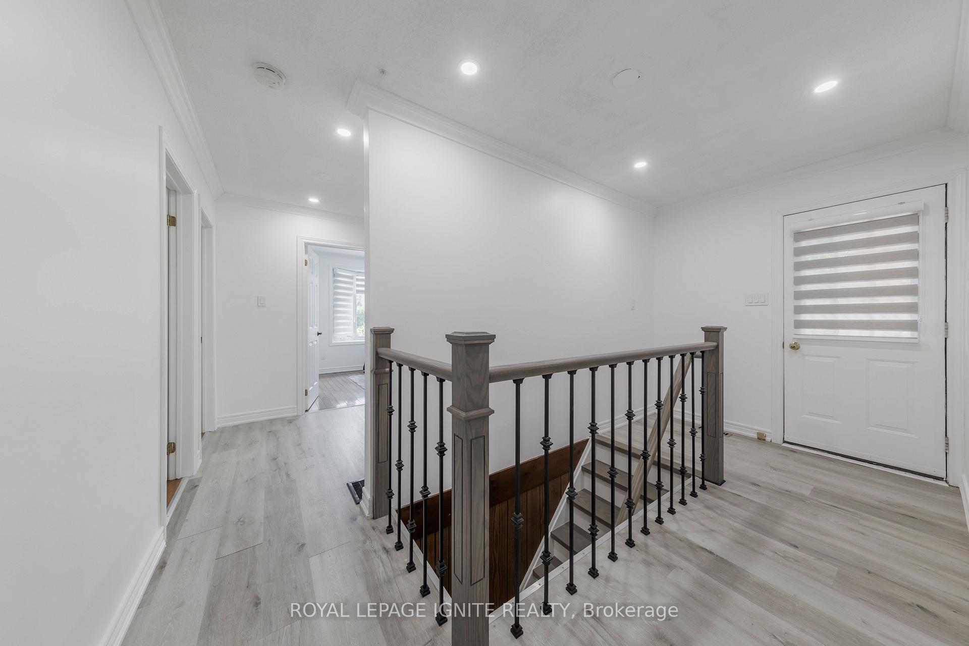 Photo 8 of 103 Clover Ridge Drive E, Ajax, South East — HOMEH