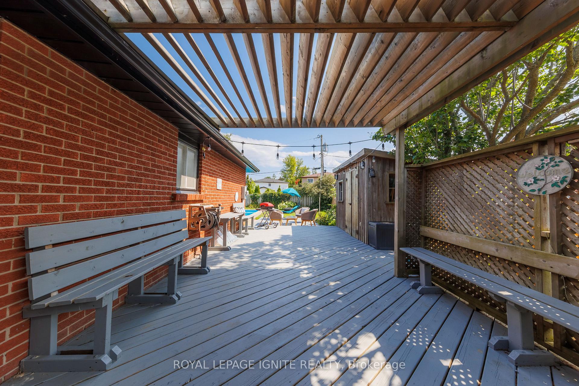 Photo 18 of 103 Clover Ridge Drive E, Ajax, South East — HOMEH