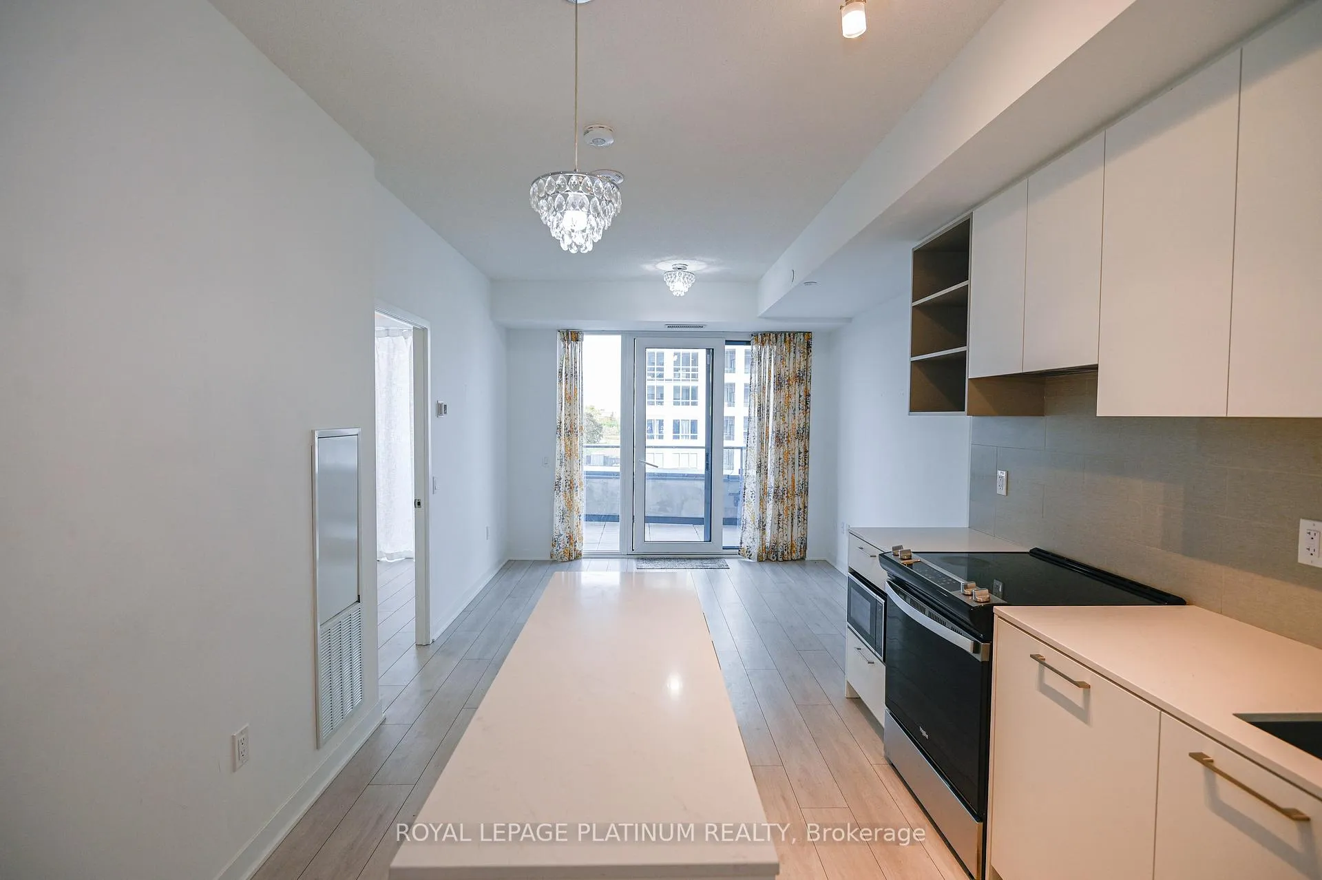 Photo 8 of Unit 302, 260 Malta Avenue, Brampton, Fletcher's Creek South — HOMEH