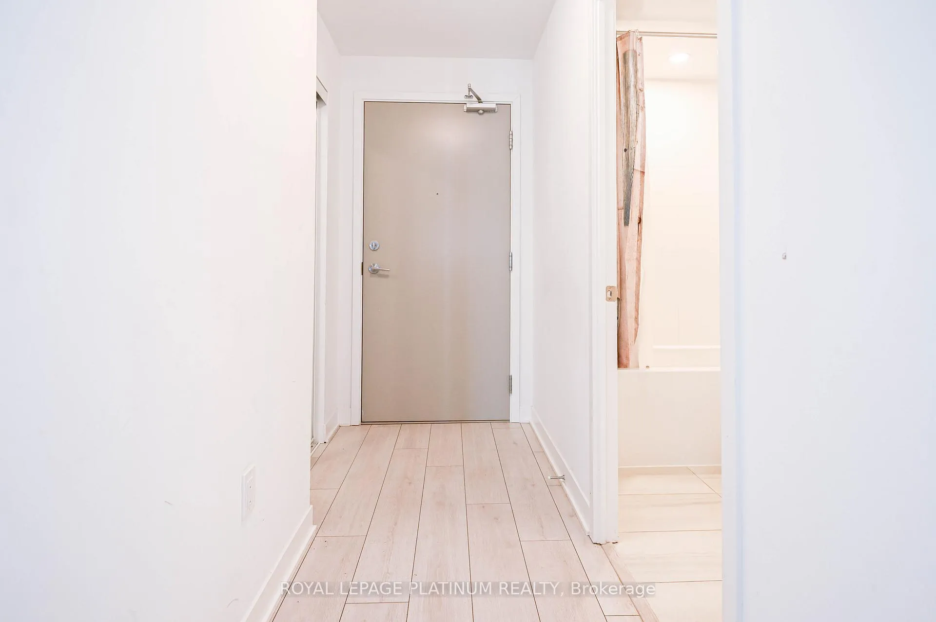 Photo 10 of Unit 302, 260 Malta Avenue, Brampton, Fletcher's Creek South — HOMEH