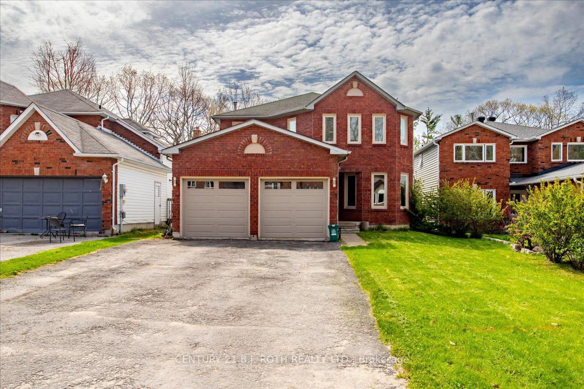 Photo 1 of 47 Moore Place, Barrie, Letitia Heights — HOMEH