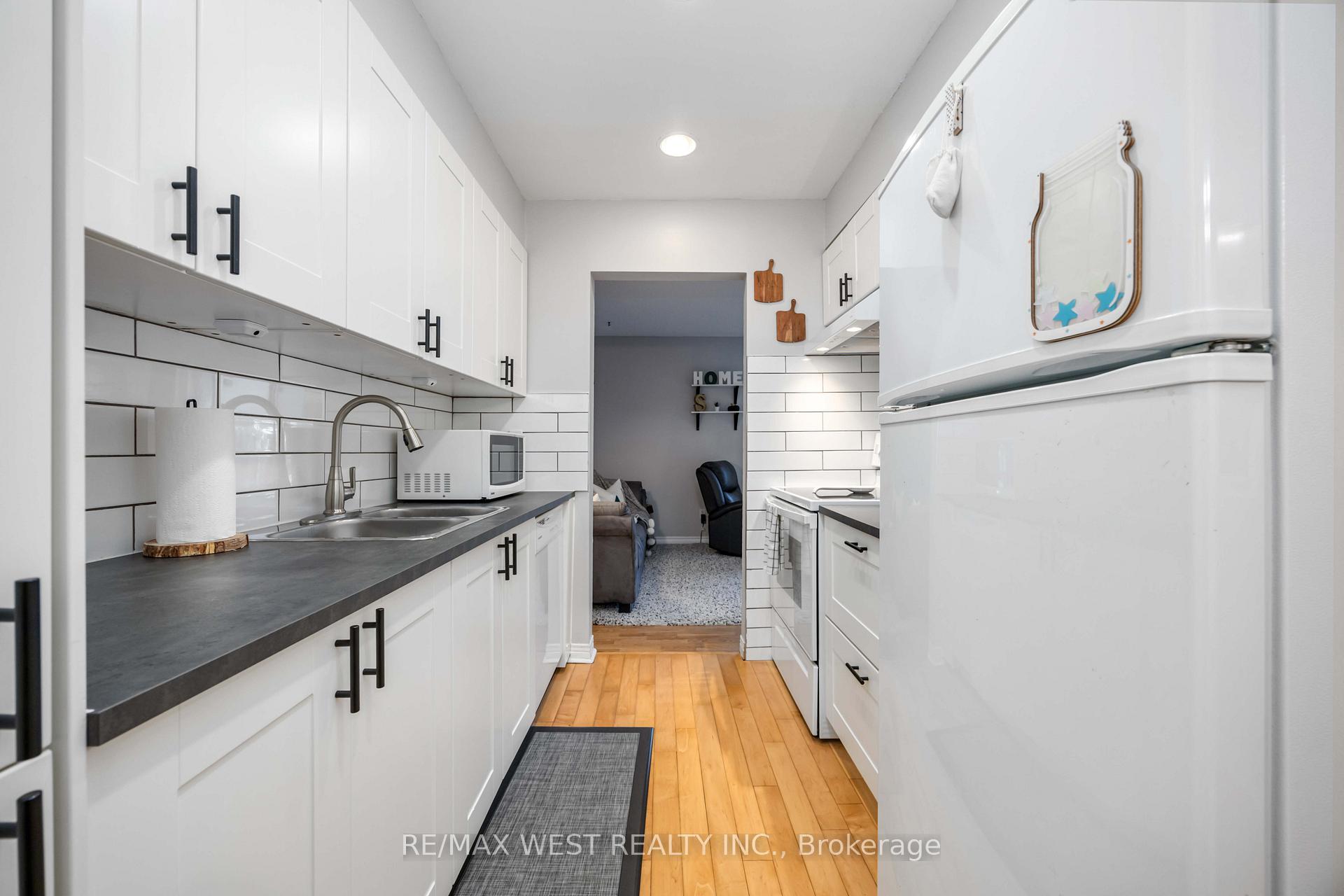 Photo 20 of Unit E8, 221 Ormond Drive, Oshawa, Samac — HOMEH