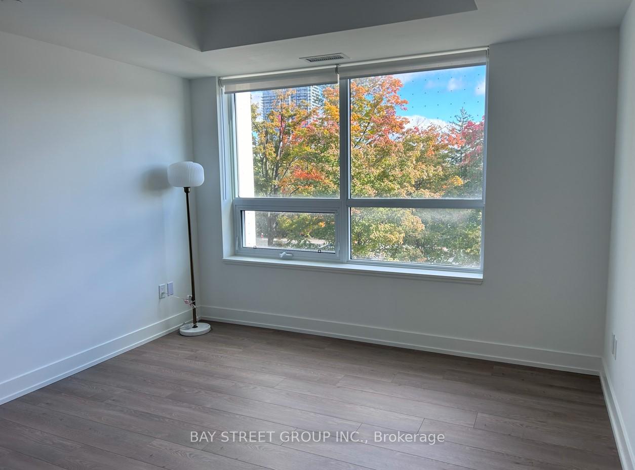 Photo 5 of Unit 519S, 8 Cedarland Drive, Markham, Unionville — HOMEH