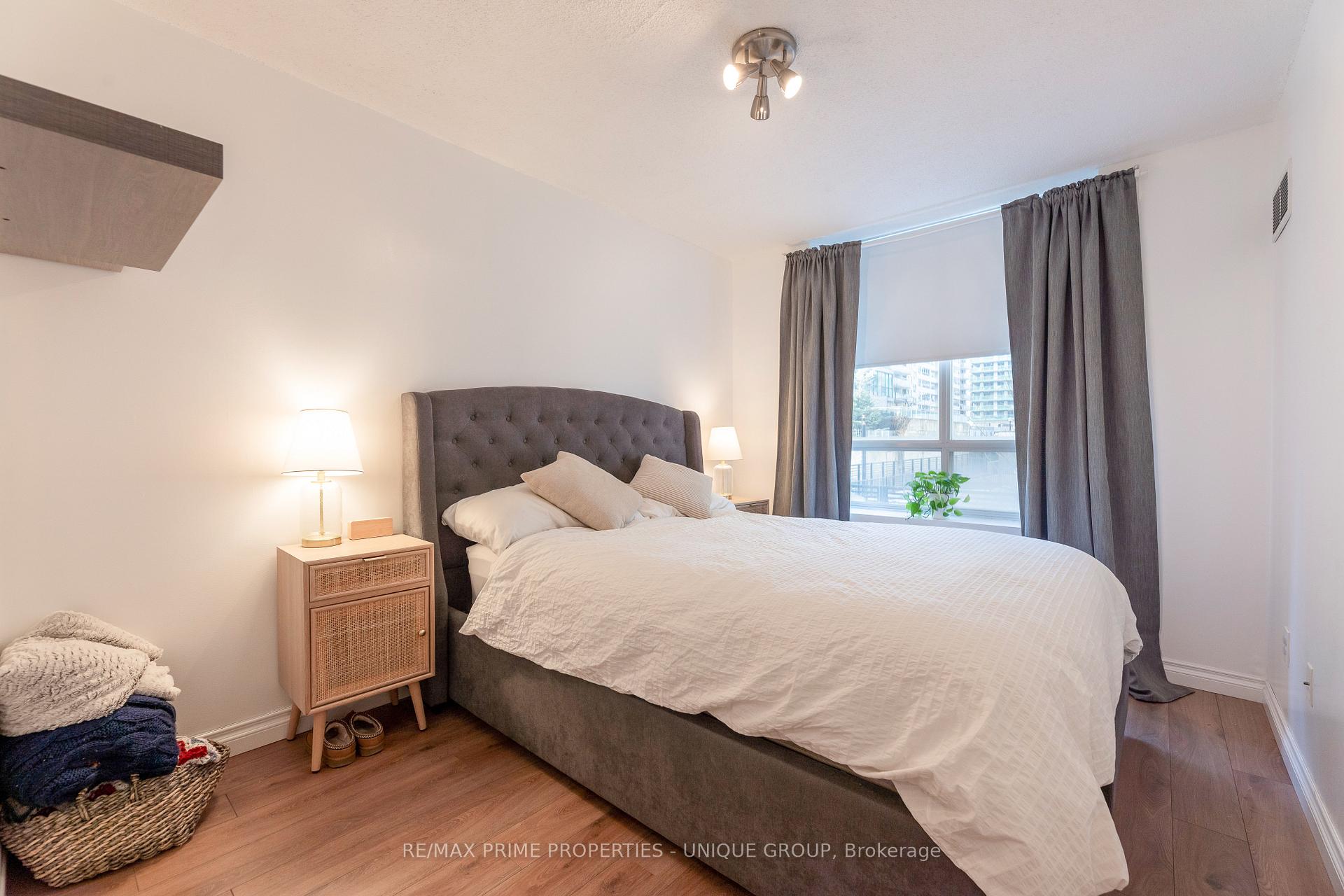 Photo 16 of Unit 211, 188 Redpath Avenue, Toronto, Mount Pleasant West — HOMEH