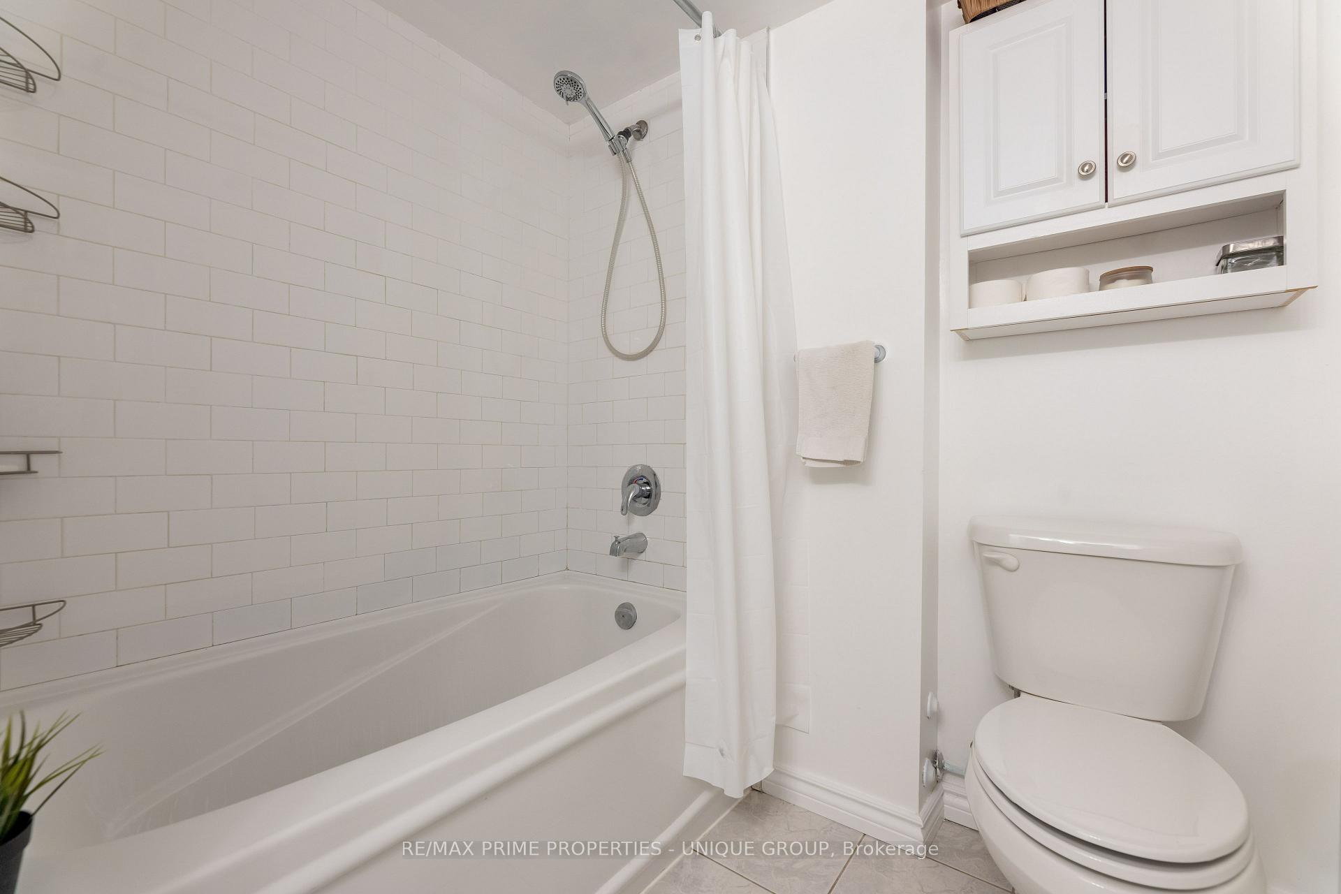 Photo 23 of Unit 211, 188 Redpath Avenue, Toronto, Mount Pleasant West — HOMEH