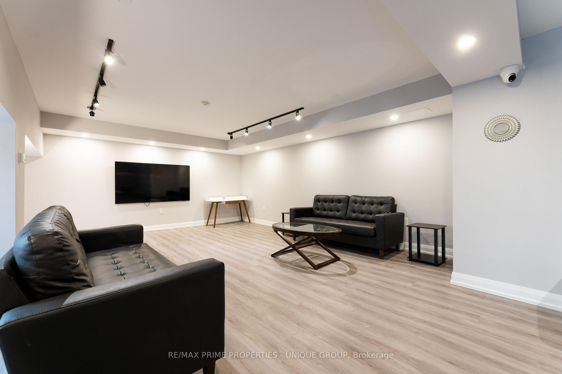 Photo 26 of Unit 211, 188 Redpath Avenue, Toronto, Mount Pleasant West — HOMEH