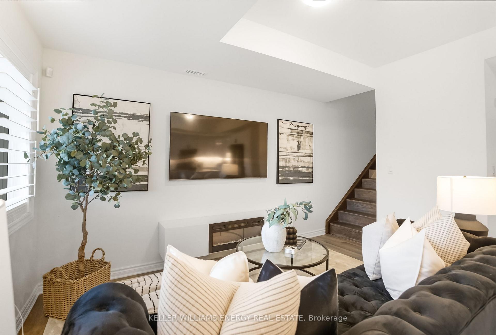 Photo 16 of Unit 620, 1034 Reflection Place, Pickering, Rural Pickering — HOMEH