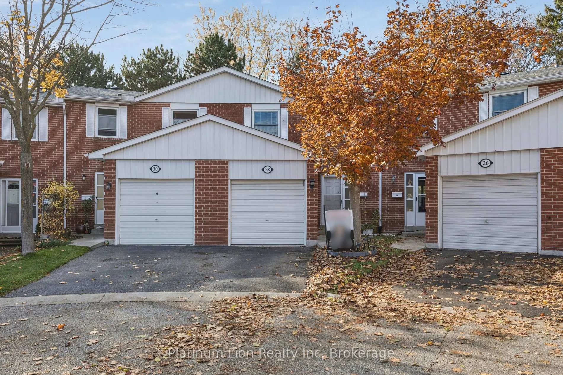 Photo 2 of 28 Reith Way, Markham, Aileen-Willowbrook — HOMEH