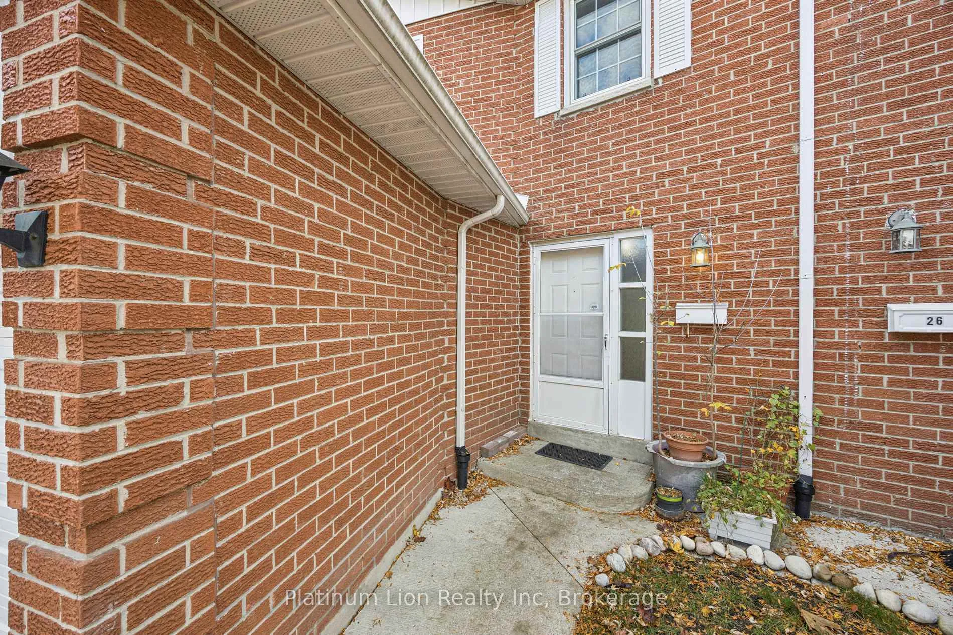 Photo 6 of 28 Reith Way, Markham, Aileen-Willowbrook — HOMEH