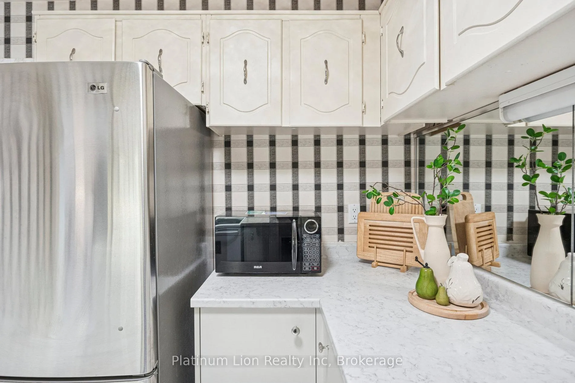 Photo 17 of 28 Reith Way, Markham, Aileen-Willowbrook — HOMEH