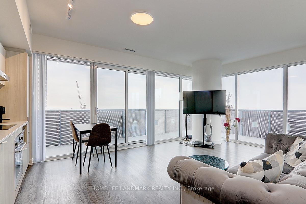 Photo 3 of Unit 3307, 138 Downes Street, Toronto, Waterfront Communities — HOMEH