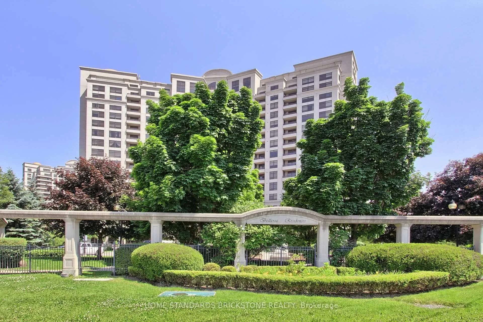Photo 1 of Unit 115, 9225 Jane Street, Vaughan, Maple — HOMEH